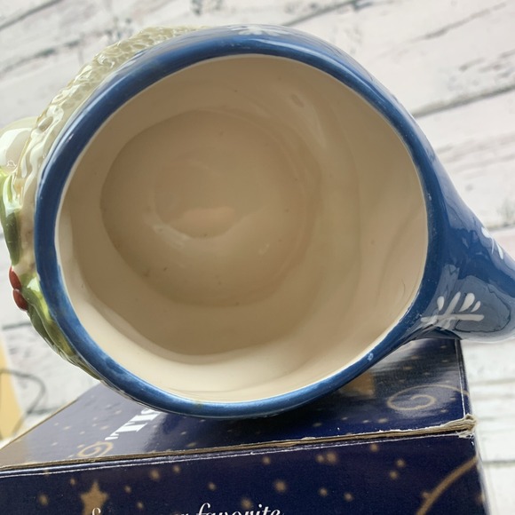 Susan Winget 'Tis the Season Ceramic Bear Mug Item 473625. 20 oz Hand Painted - Picture 7 of 8